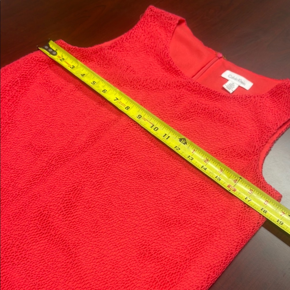 Calvin Klein Red Textured Sleeveless Top - Picture 6 of 7